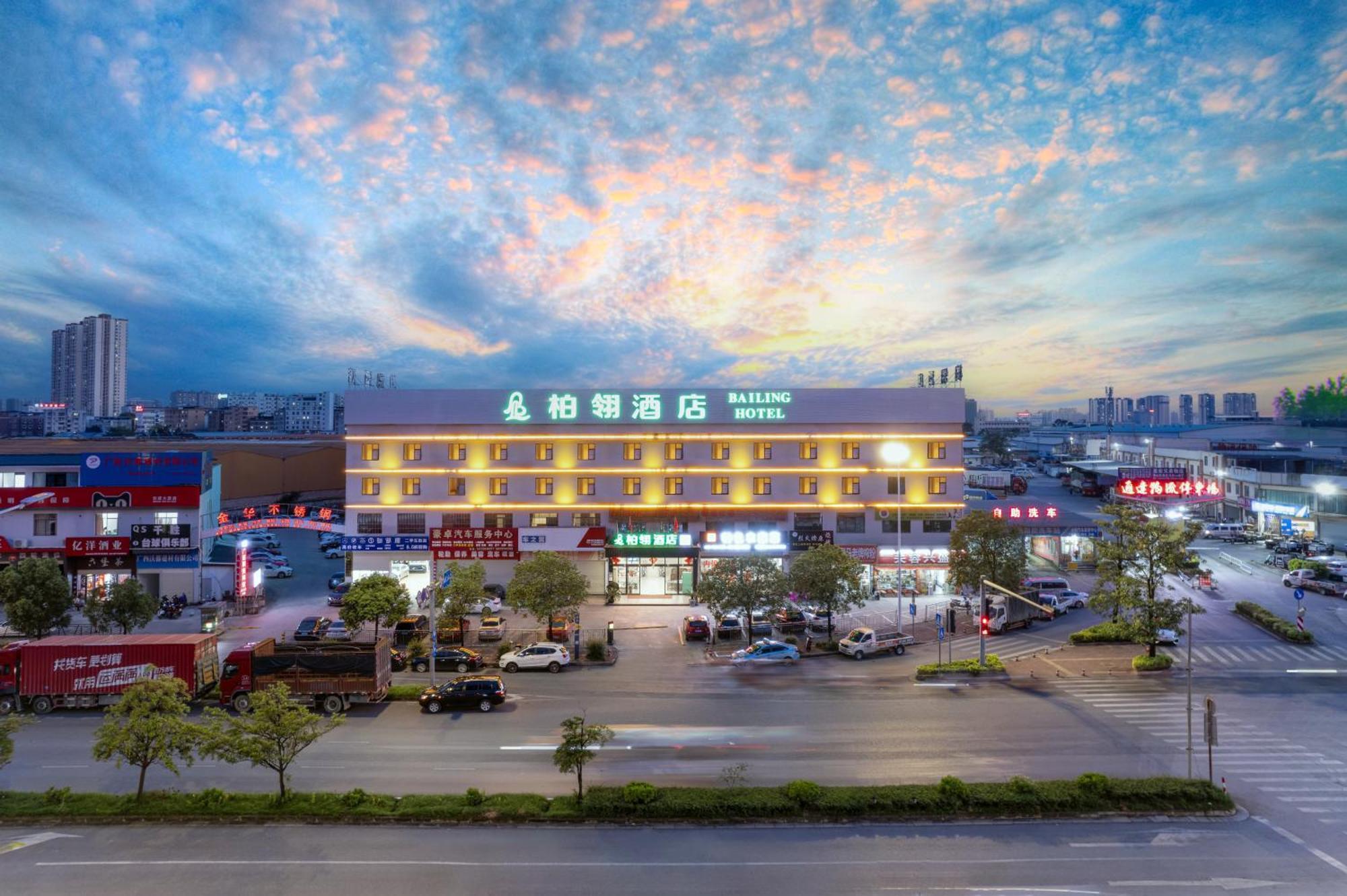Bai Ling Hotel Nanning Dış mekan fotoğraf